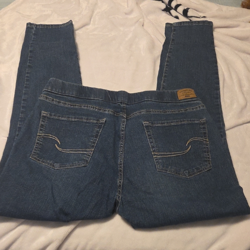 Women's Blue Jeans